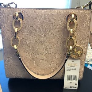 PRICE DROP Michael Kors Cynthia Leather Satchel